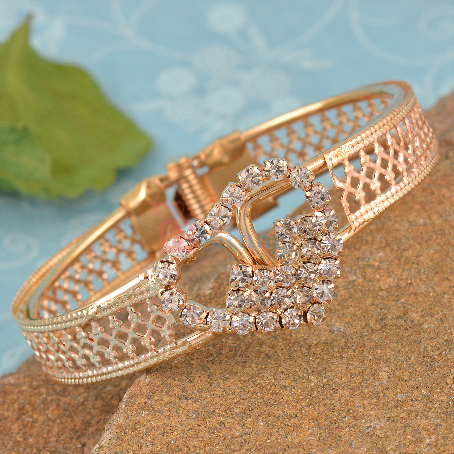 Imitation Fine Jewellery Stone Golden Bracelet