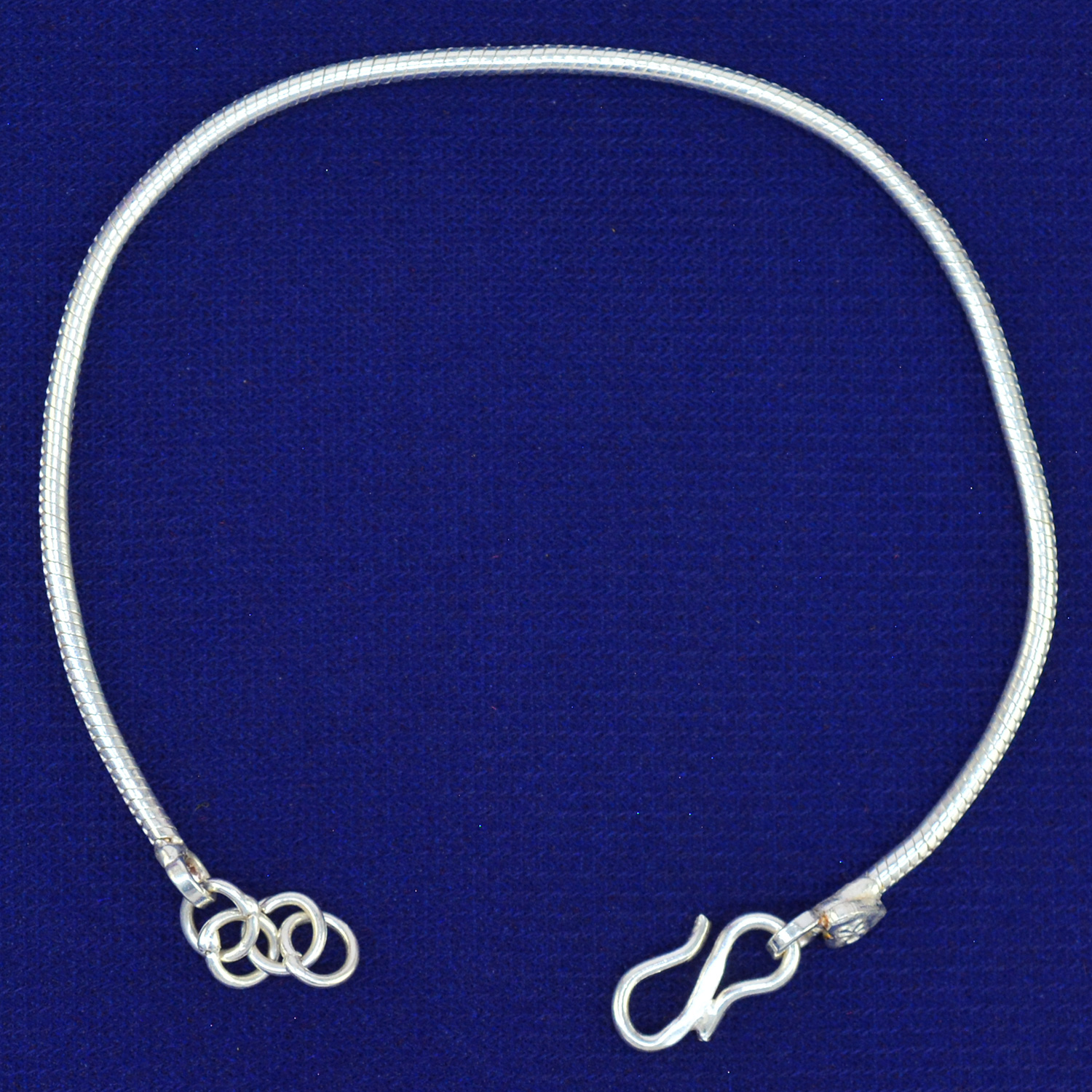 Simple Looking 70% Pure Silver Rakhi for Brother - 4.8 Gram