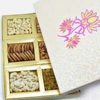 Lotus delicacy of 6 dry fruit gift box