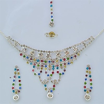 Multicolor Diamond Neclace Set Jewellery