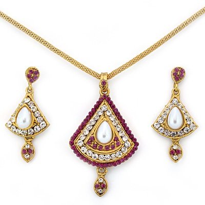 Diamond and Pearl Locket Chain Earing Jewelry Set