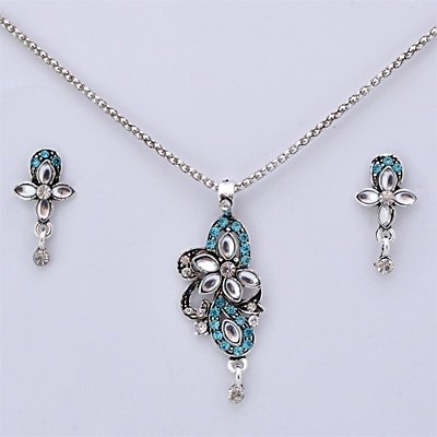 Beautiful Flower Chain Locket Set Jewelry for Women