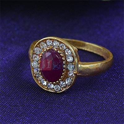 Elegant Look Diamond Ring for Dear Ones