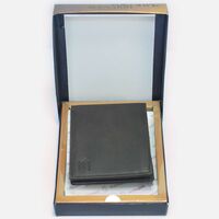 Black Color Amazing Looking Leather Wallet for Mens
