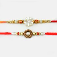 Fine Fresh flower Designer Rakhi In Mauli Dori