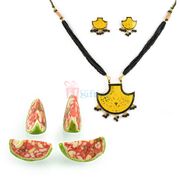 Kaju Tarbooj with Jewellery Gift Hamper