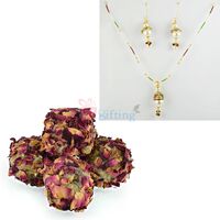Jewellery Gift Set with Kaju Rose Laddu