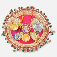 Fascinating Leaf Vighnaharta with Hanging Border Rakhi Pooja Thali