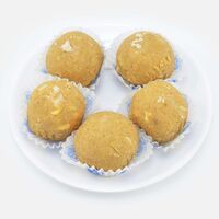 Delicious Tasty Branded Besan Ke Laddu Sweet